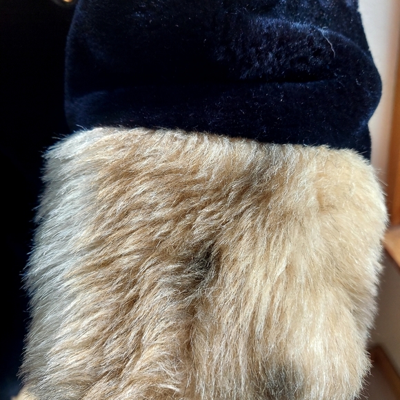 Stunning Faux Fur Mod 60s Pea Coat - Picture 7 of 10